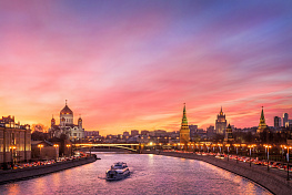Круиз по центру Москвы с просмотром салюта в День Победы!